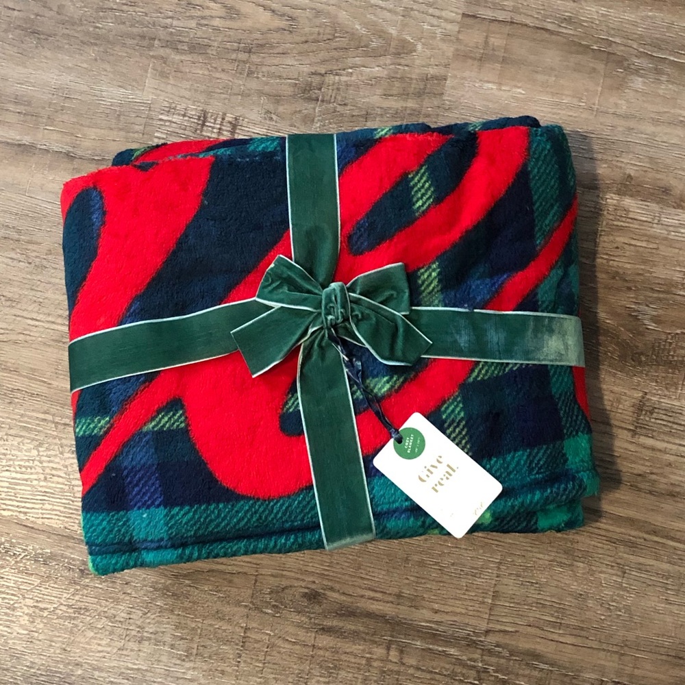 Aerie Blanket